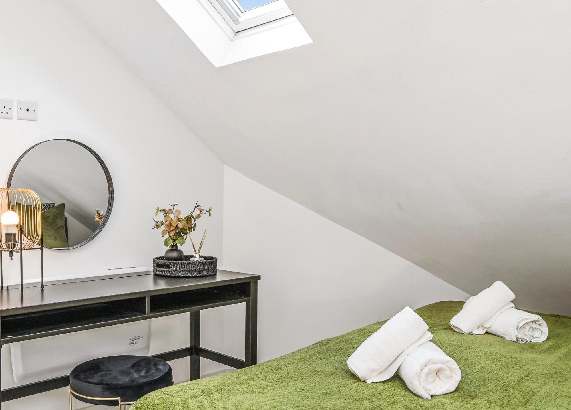 Family 1 Bed Apt Near Cardiff City Centre, Free Parking, Quiet, Secure Neighbourhood Εξωτερικό φωτογραφία