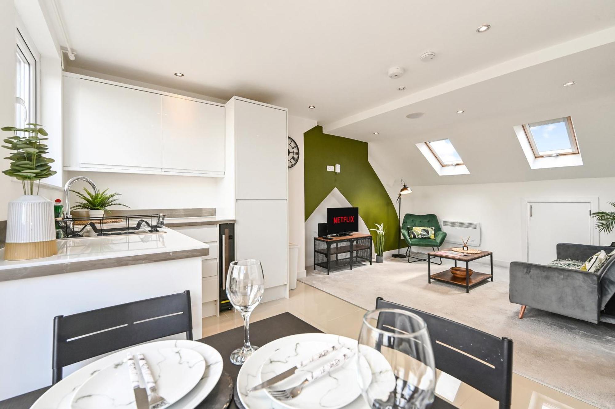 Family 1 Bed Apt Near Cardiff City Centre, Free Parking, Quiet, Secure Neighbourhood Εξωτερικό φωτογραφία